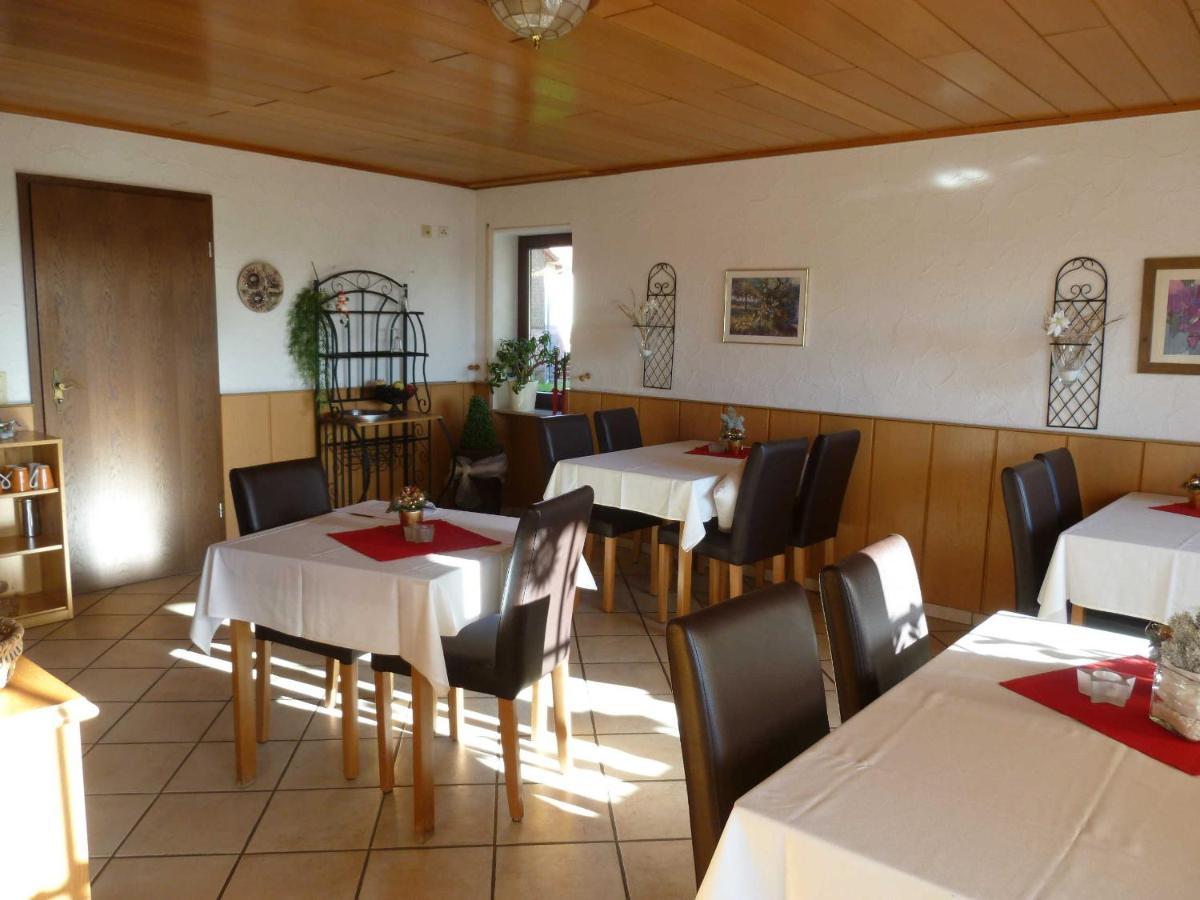 Pension Am Limespfad Hesselbach ภายนอก รูปภาพ