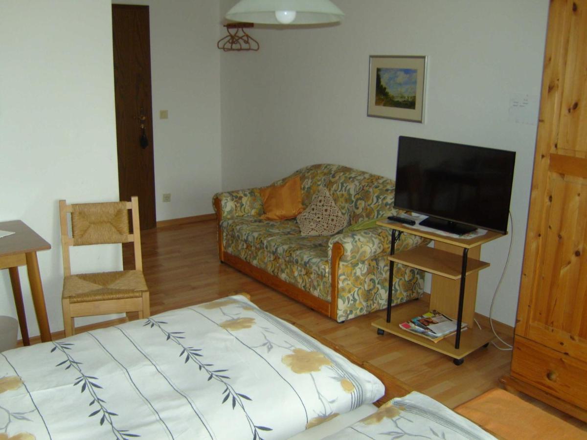 Pension Am Limespfad Hesselbach ภายนอก รูปภาพ